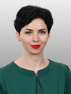Воспитатель первой квалификационной категории Комарова Марина Александровна